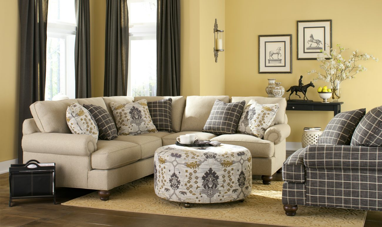 living room furniture in farmingdale